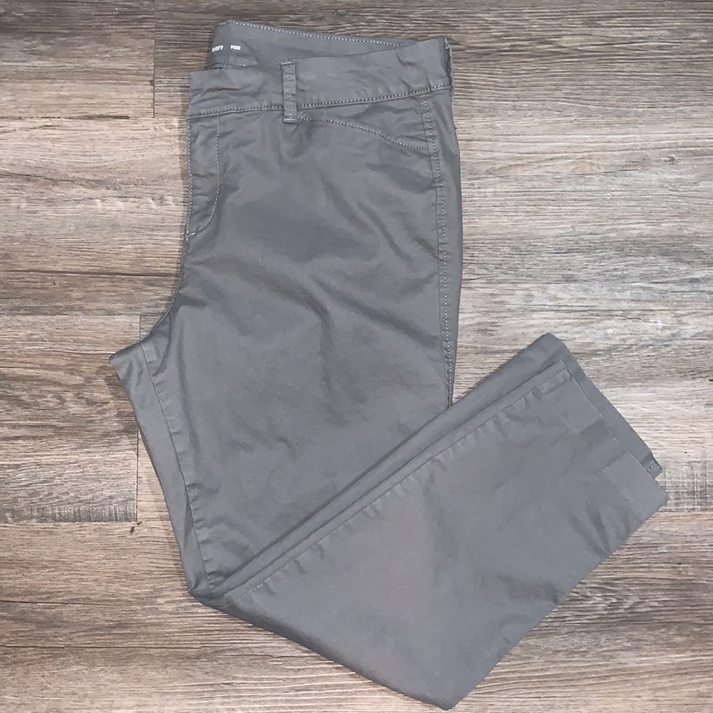 Old Navy Pixie Skinny Ankle Pants